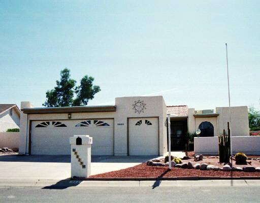 9829 E Navajo Pl. #14, Sun Lakes, AZ 85248