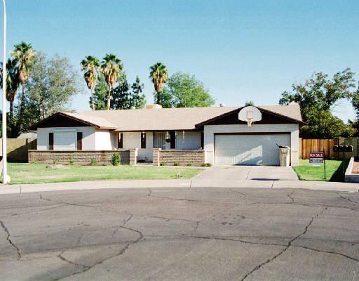 8227 N 52nd Ave., Glendale, AZ 85302