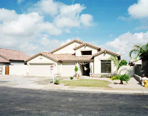 7242 W Dreyfus Dr., Peoria, AZ 85381