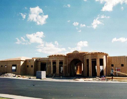 445 E Windmere Dr., Phoenix, AZ 85048