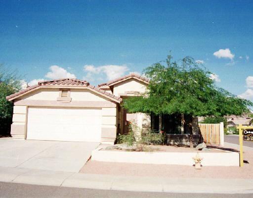 1040 E Amberwood Dr., Phoenix, AZ 85048