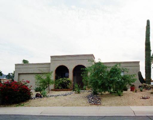 2001 E Hillery Dr., Phoenix, AZ 85022