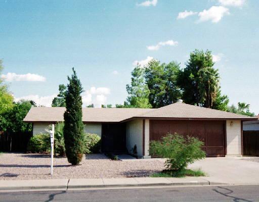927 S Santa Barbara St., Mesa, AZ 85202