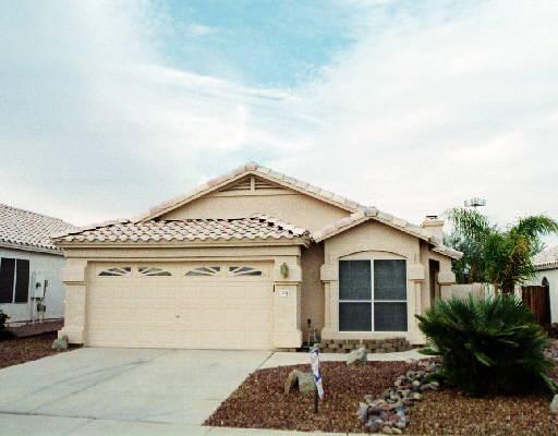 2216 E Ross Ave., Phoenix, AZ 85024