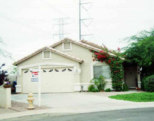 381 N Hobson Ct., Gilbert, AZ 85233