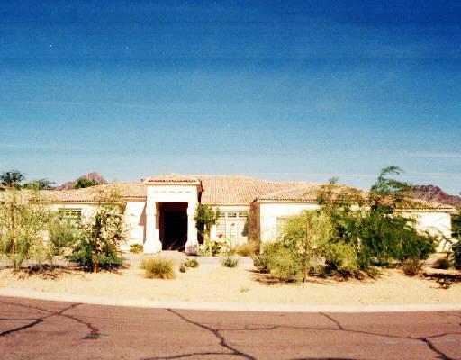 3200 E Camino Sin Nombre St., Paradise Valley, AZ 85253