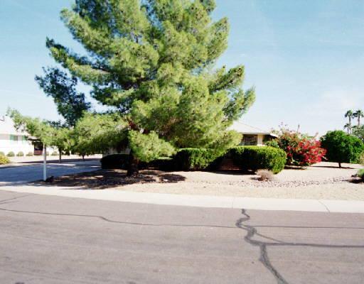 13203 W Branding Iron Dr., Sun City, AZ 85351