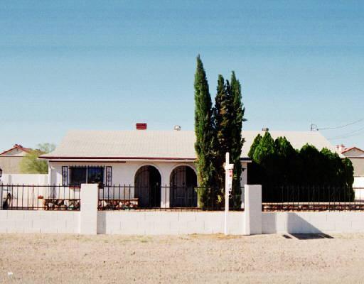 288 S Grand Dr., Apache Junction, AZ 85220