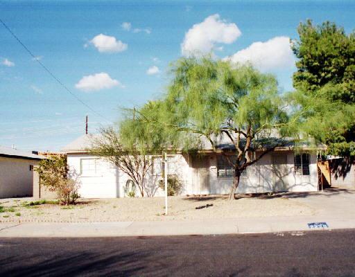 2228 E Sells Dr., Phoenix, AZ 85016