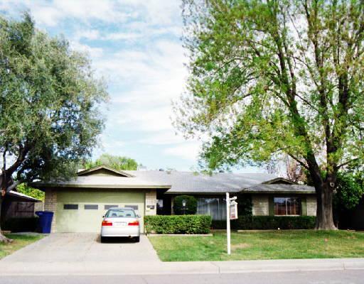 1060 E Carson Dr., Tempe, AZ 85282