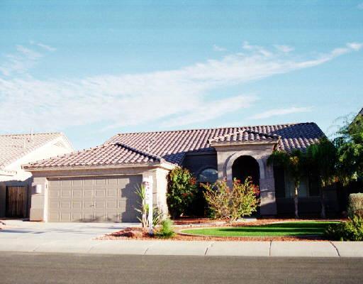 16839 S 1st Ave., Phoenix, AZ 85045