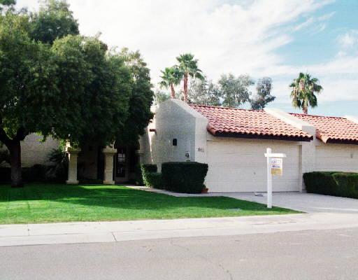 9427 E Laurel Ln., Scottsdale, AZ 85260