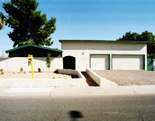 5017 N 62nd Ave., Glendale, AZ 85301