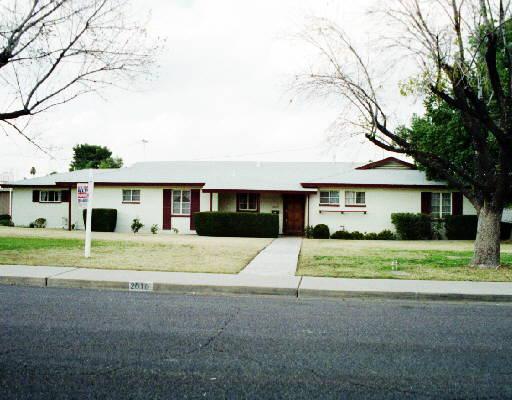 2010 W Cambridge Ave., Phoenix, AZ 85009