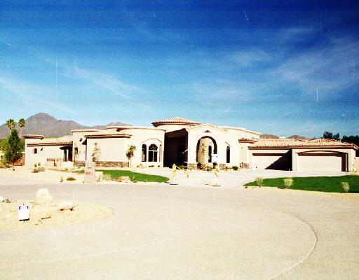 10184 E Cactus(set Back 300 Ft Off Rd., Scottsdale, AZ 85260