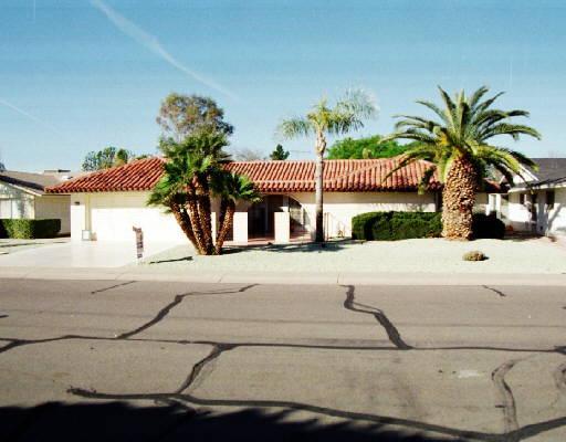17406 N Country Club Dr., Sun City, AZ 85373