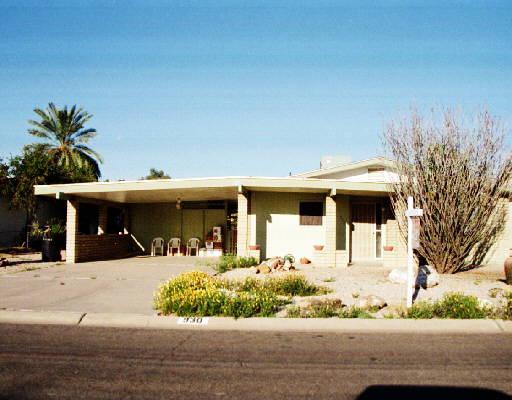 930 S Roslyn Pl., Mesa, AZ 85208