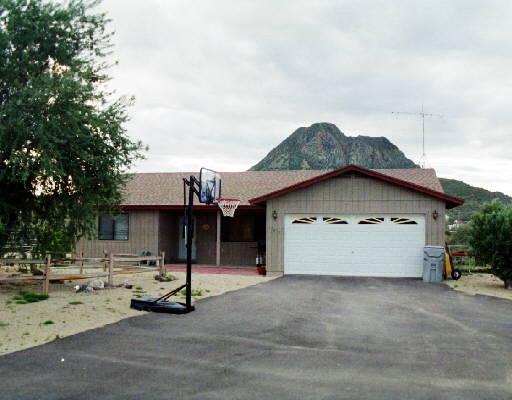47611 N Kelley Rd., New River, AZ 85087