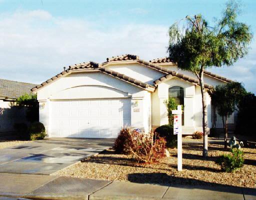 604 E Devon Dr., Gilbert, AZ 85296