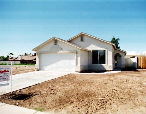 3156 N 89th Ave., Phoenix, AZ 85037