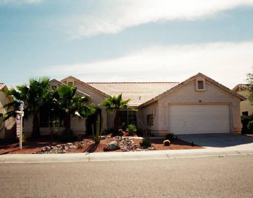 923 E South Fork Dr., Phoenix, AZ 85048