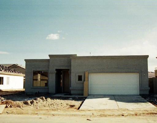 2037 E Riviera Dr., Chandler, AZ 85249