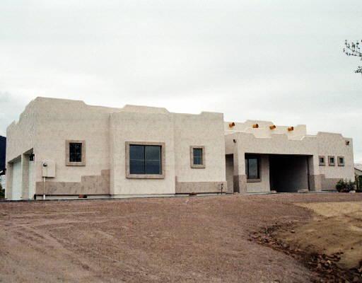 135 N Sixshooter Rd., Apache Junction, AZ 85119