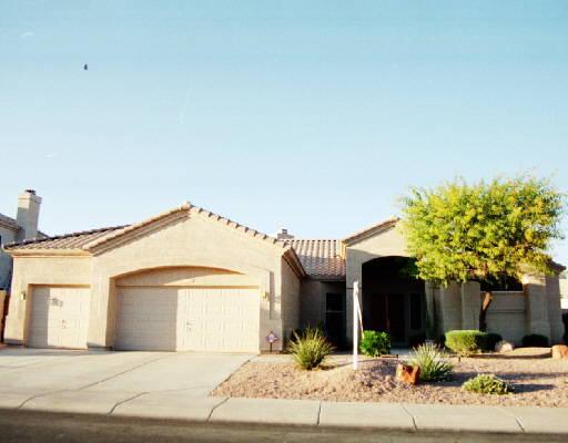716 W Amberwood Dr., Phoenix, AZ 85045