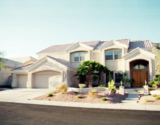 934 E Desert Flower Ln., Phoenix, AZ 85048