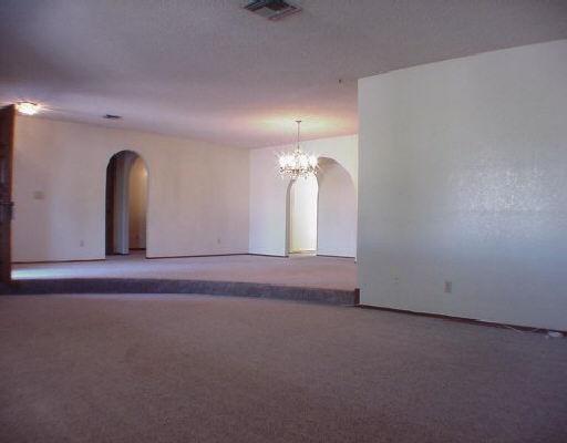 1260 N Barkley St., Mesa, AZ 85203