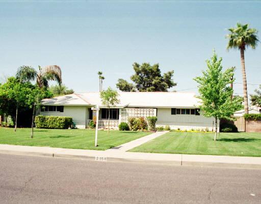 2058 W Cambridge Ave., Phoenix, AZ 85009