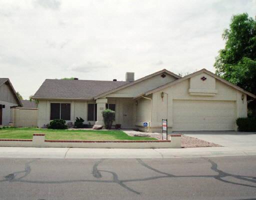 8403 W Surrey Ave., Peoria, AZ 85381