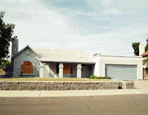 1026 E Kristal Way, Phoenix, AZ 85024