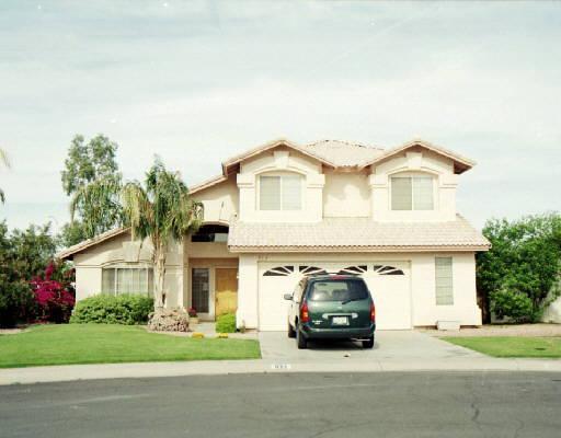 932 N Hazelton Ct., Chandler, AZ 85226