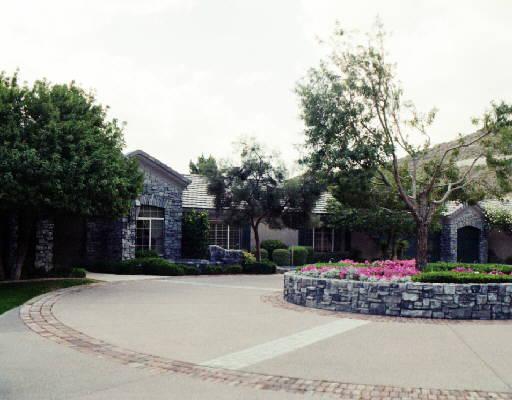 6117 E Sage Dr., Phoenix, AZ 85253