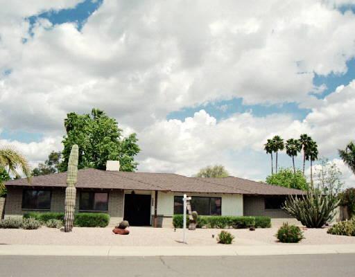 2066 E Pebble Beach Dr., Tempe, AZ 85282