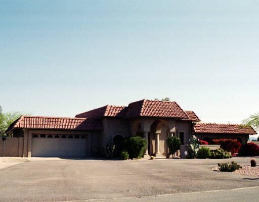 4020 E Via Estrella Rd., Phoenix, AZ 85028