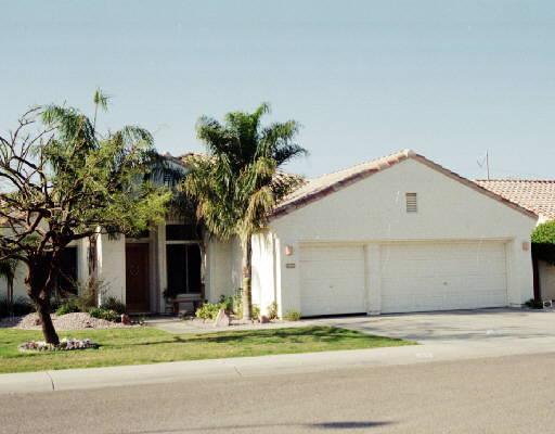 1915 E Campbell Ave., Gilbert, AZ 85234