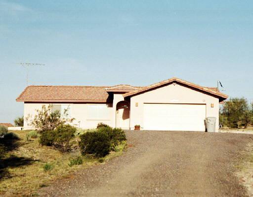 48252 N 23rd Ave., New River, AZ 85087