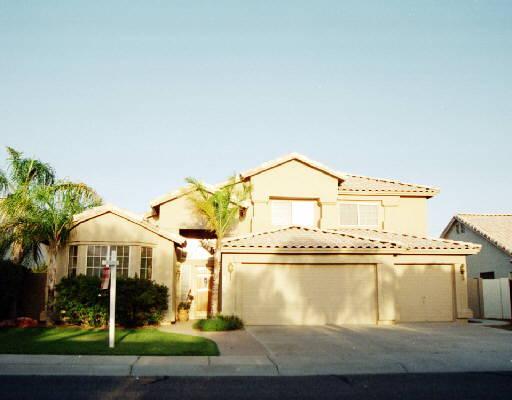 15827 S 27th Way, Phoenix, AZ 85048