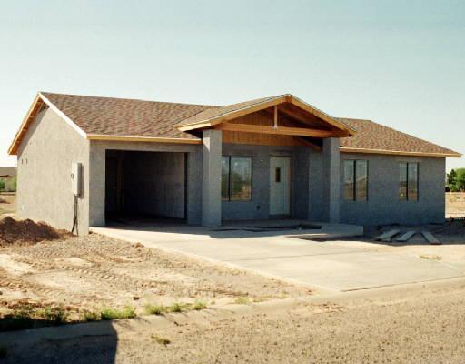 14824 S Charco Rd., Arizona City, AZ 85223