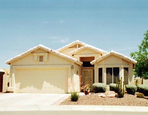 2204 E Ross Ave., Phoenix, AZ 85024