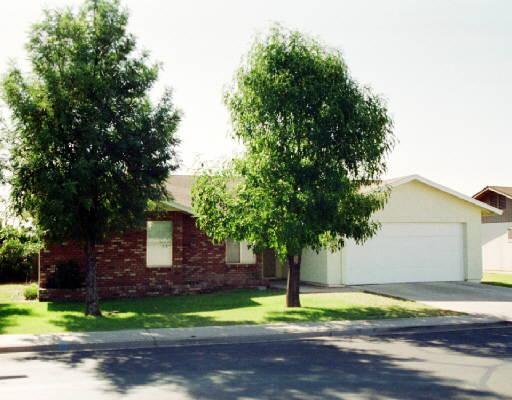 811 S Los Alamos St., Mesa, AZ 85204
