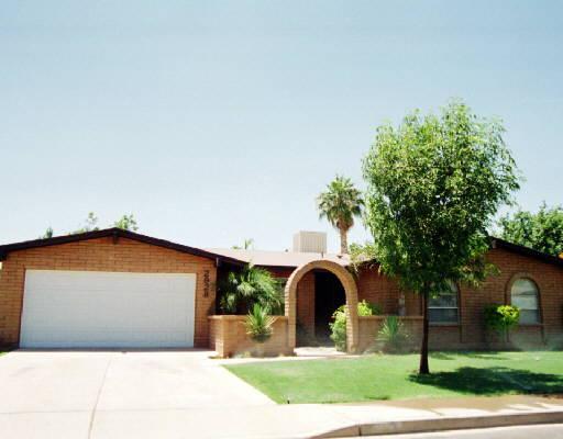 2928 S Estrella Cir., Mesa, AZ 85202