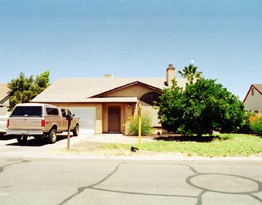 10124 W Monterosa Ave., Phoenix, AZ 85037