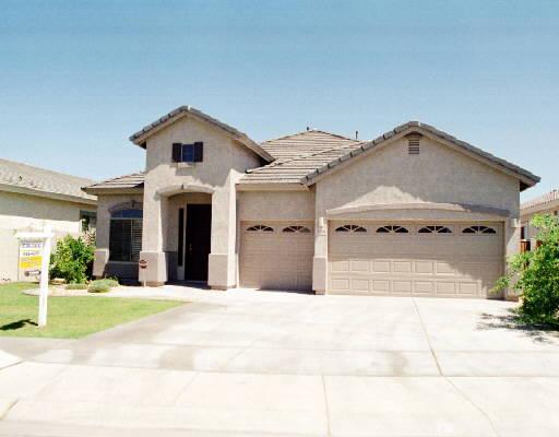 2710 E Carson Rd., Phoenix, AZ 85042