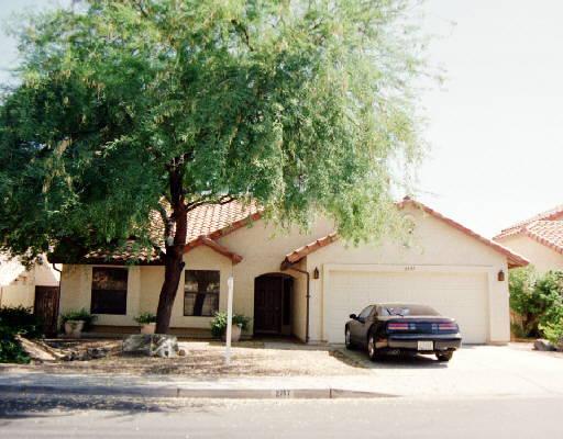 2757 E Rockledge Rd., Phoenix, AZ 85048