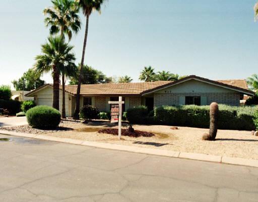 957 E Torreon Dr., Litchfield Park, AZ 85340