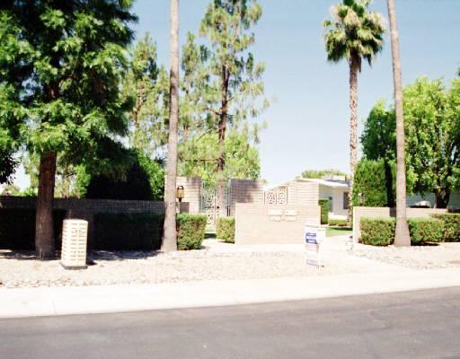 17822 N 99th Dr., Sun City, AZ 85373