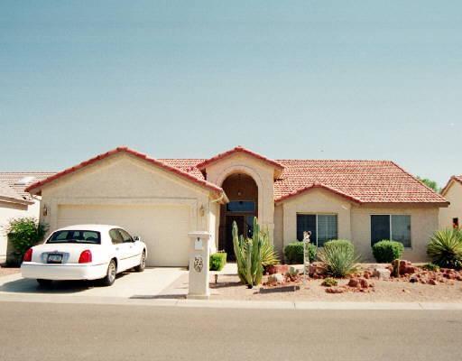 9221 E Cedar Waxwing Dr. #32, Sun Lakes, AZ 85248